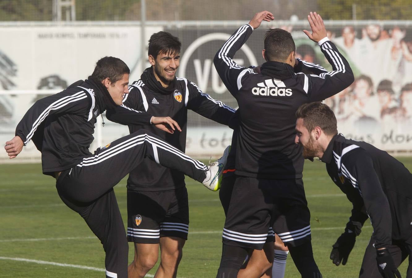 El Valencia prepara su partido contra el Espanyol