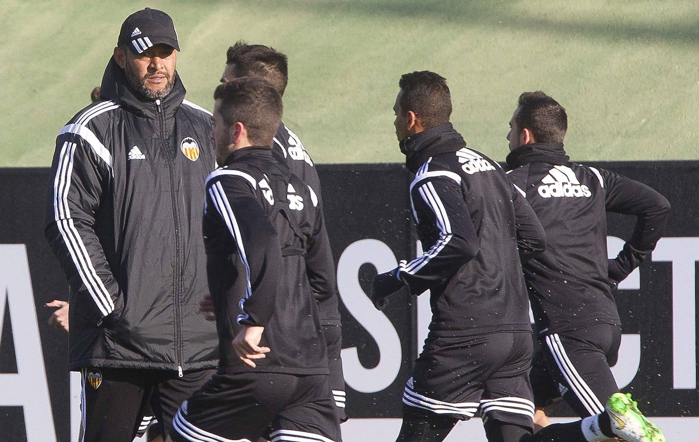 El Valencia prepara su partido contra el Espanyol