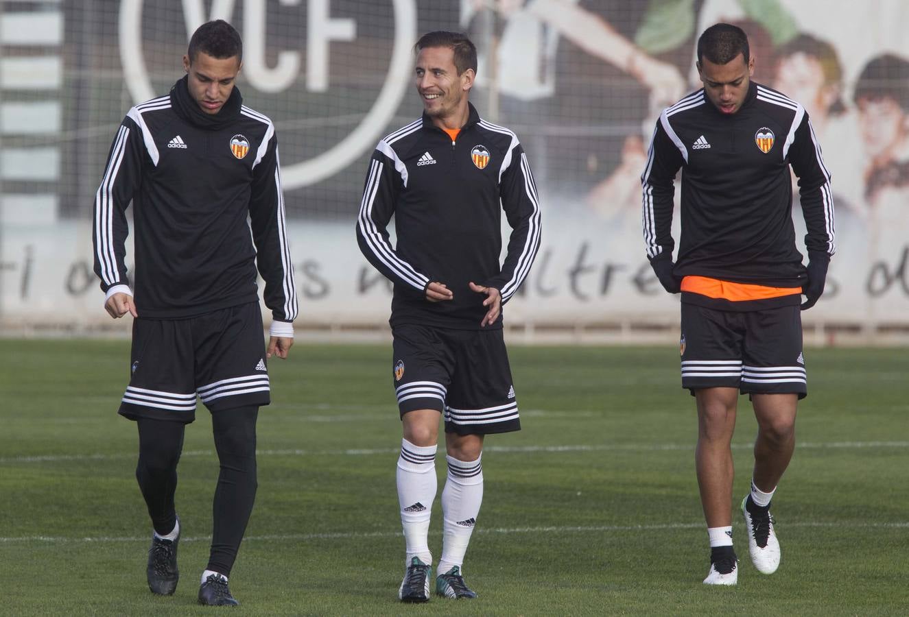 El Valencia prepara su partido contra el Espanyol