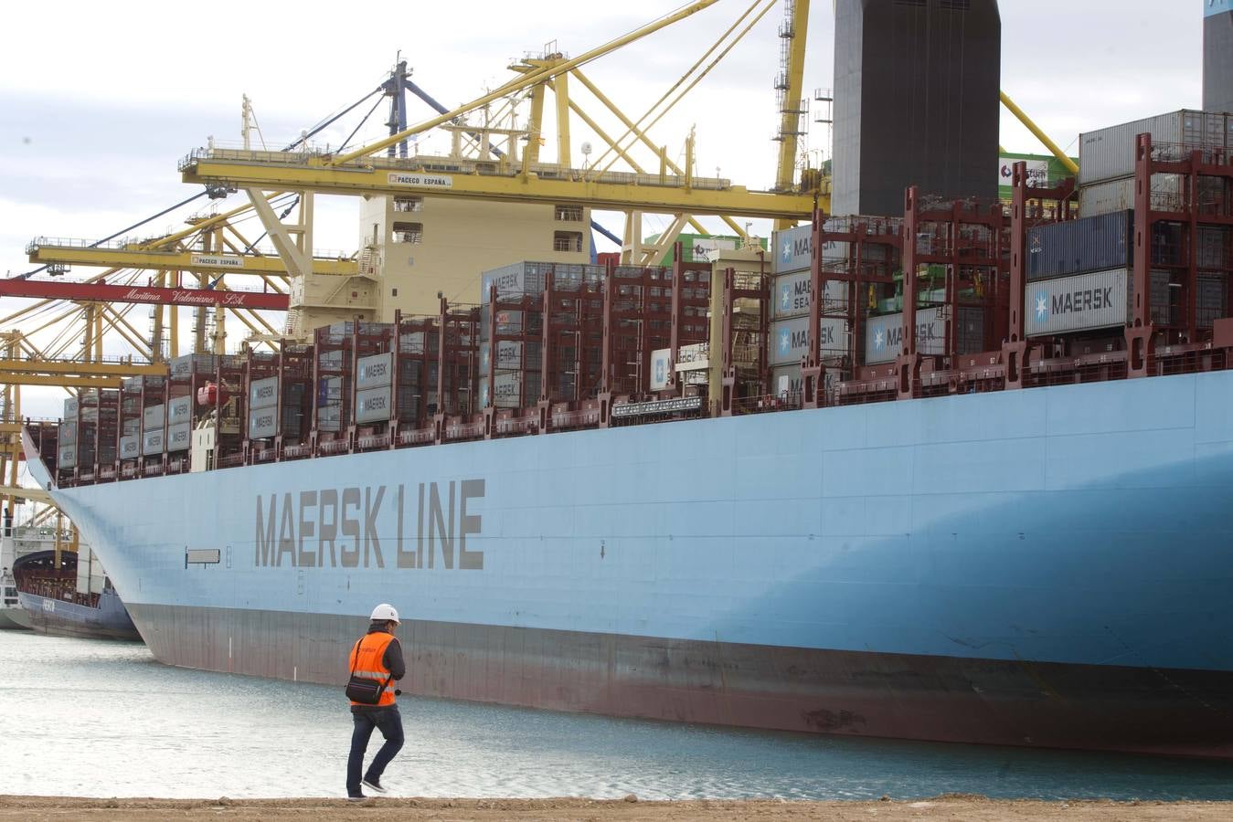 El mayor barco que ha atracado en el Puerto de Valencia