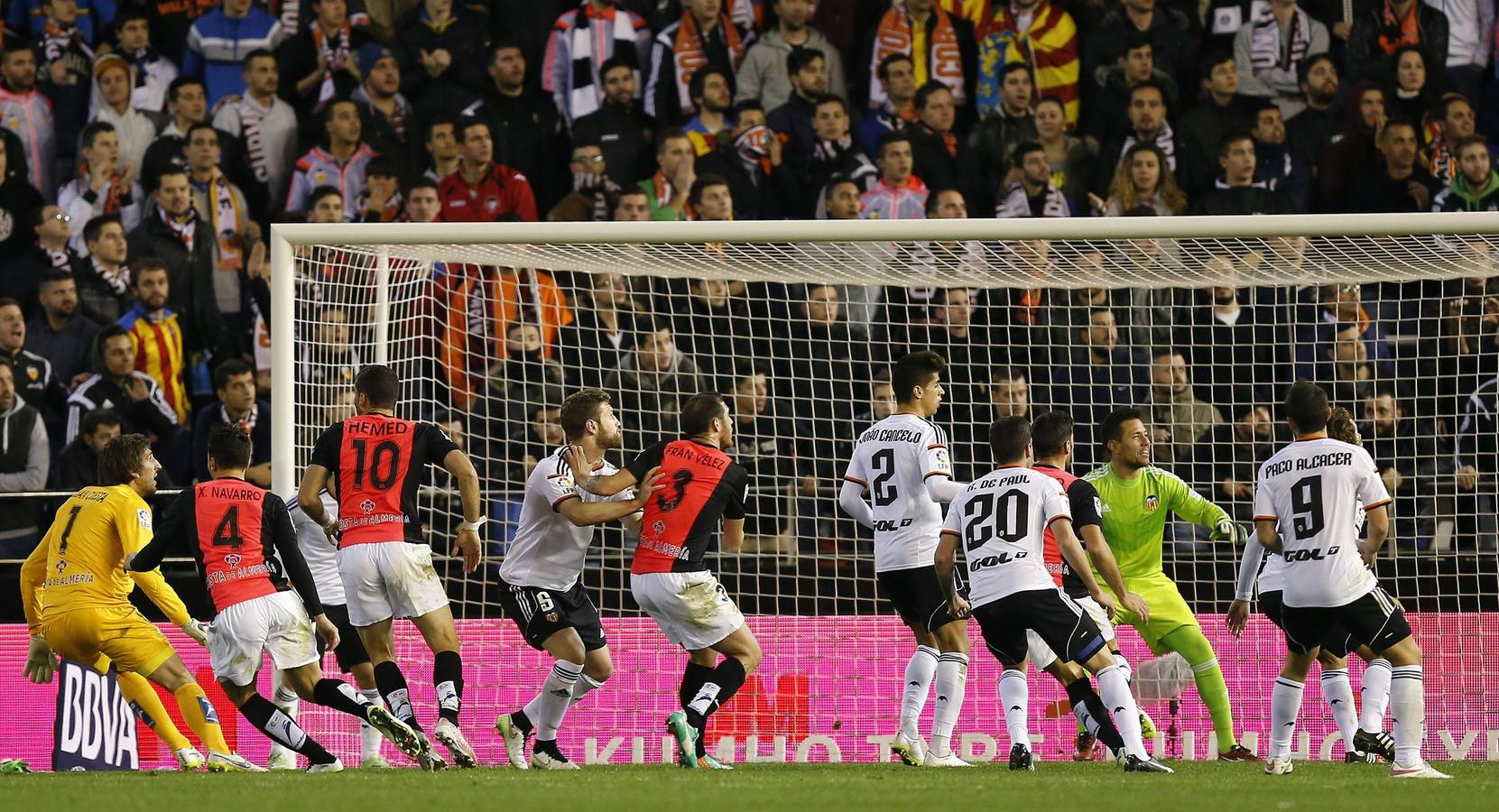 El Valencia CF - UD Almería en imágenes