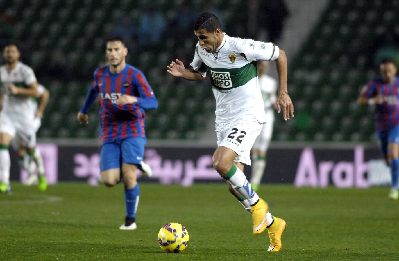 El Elche se enfrenta al Levante