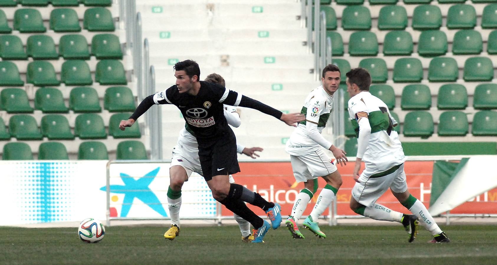 El Hércules gana el derbi alicantino