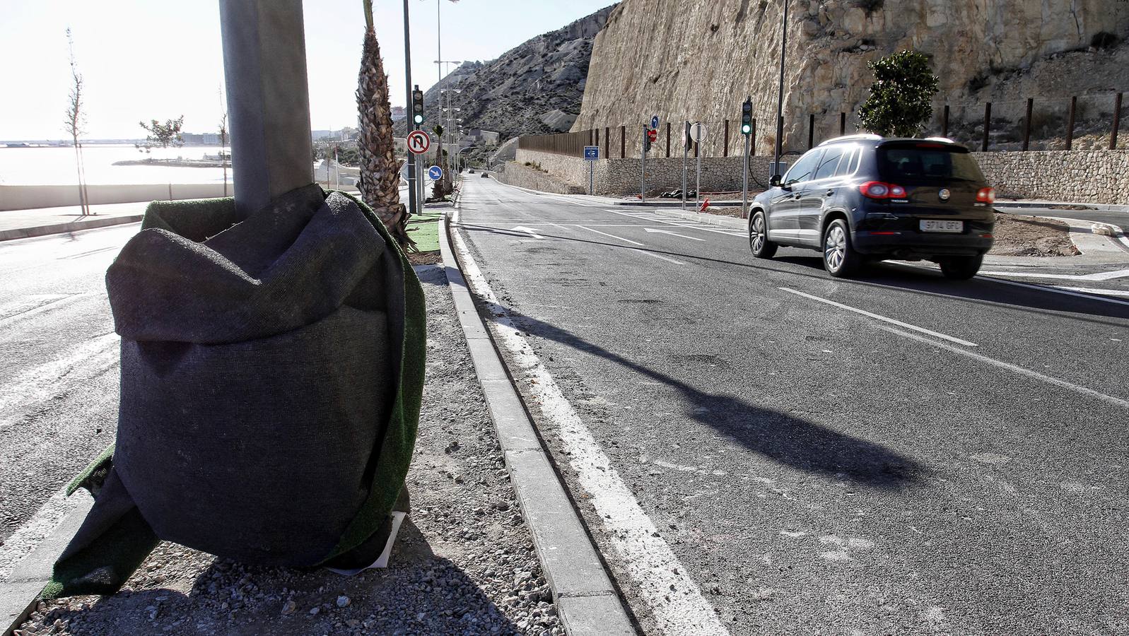 El viento no da trega en Alicante