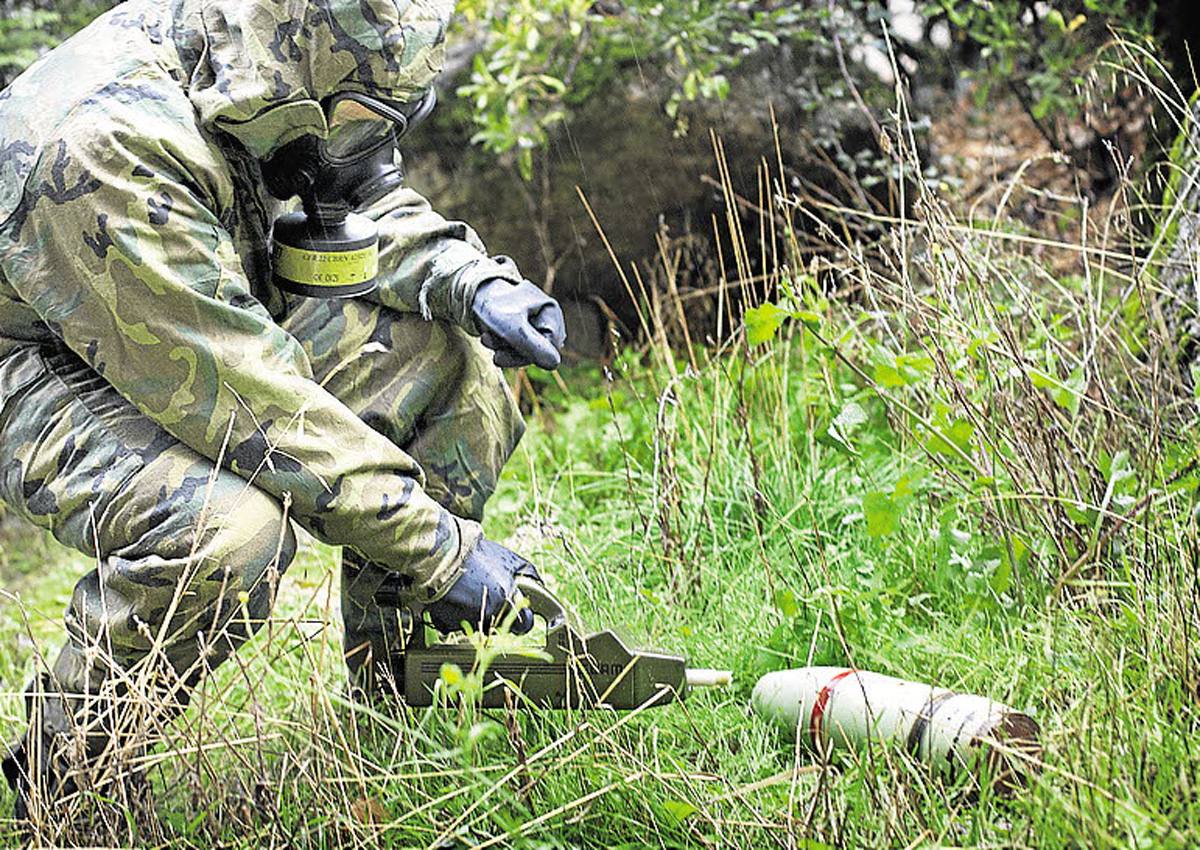 NBQ, el regimiento contra la guerra nuclear y bacteriológica de Paterna (Valencia)