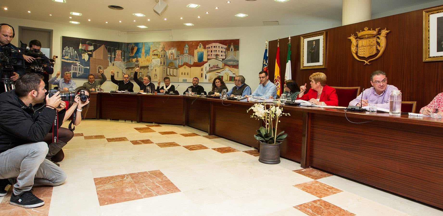 Pleno en el Ayuntamiento de Novelda