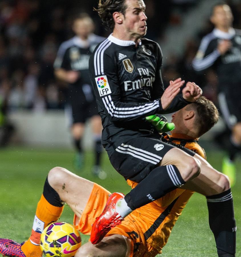 Partido entre el Elche y el Real Madrid