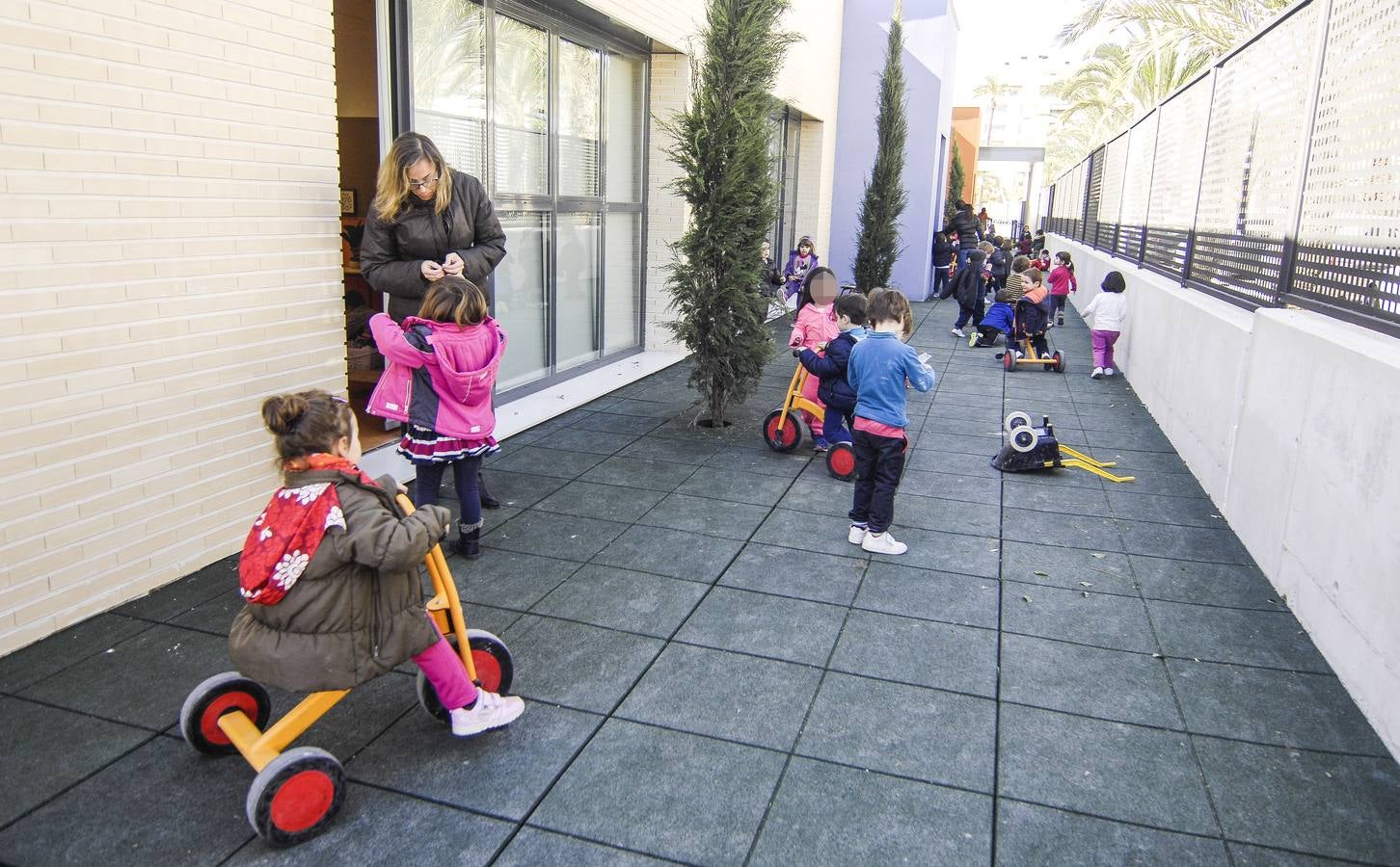 Los escolares estrenan el Colegio Princesa de Asturias