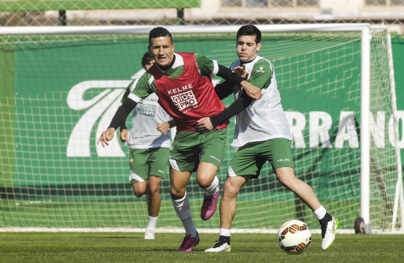 El Elche se prepara para el Sevilla