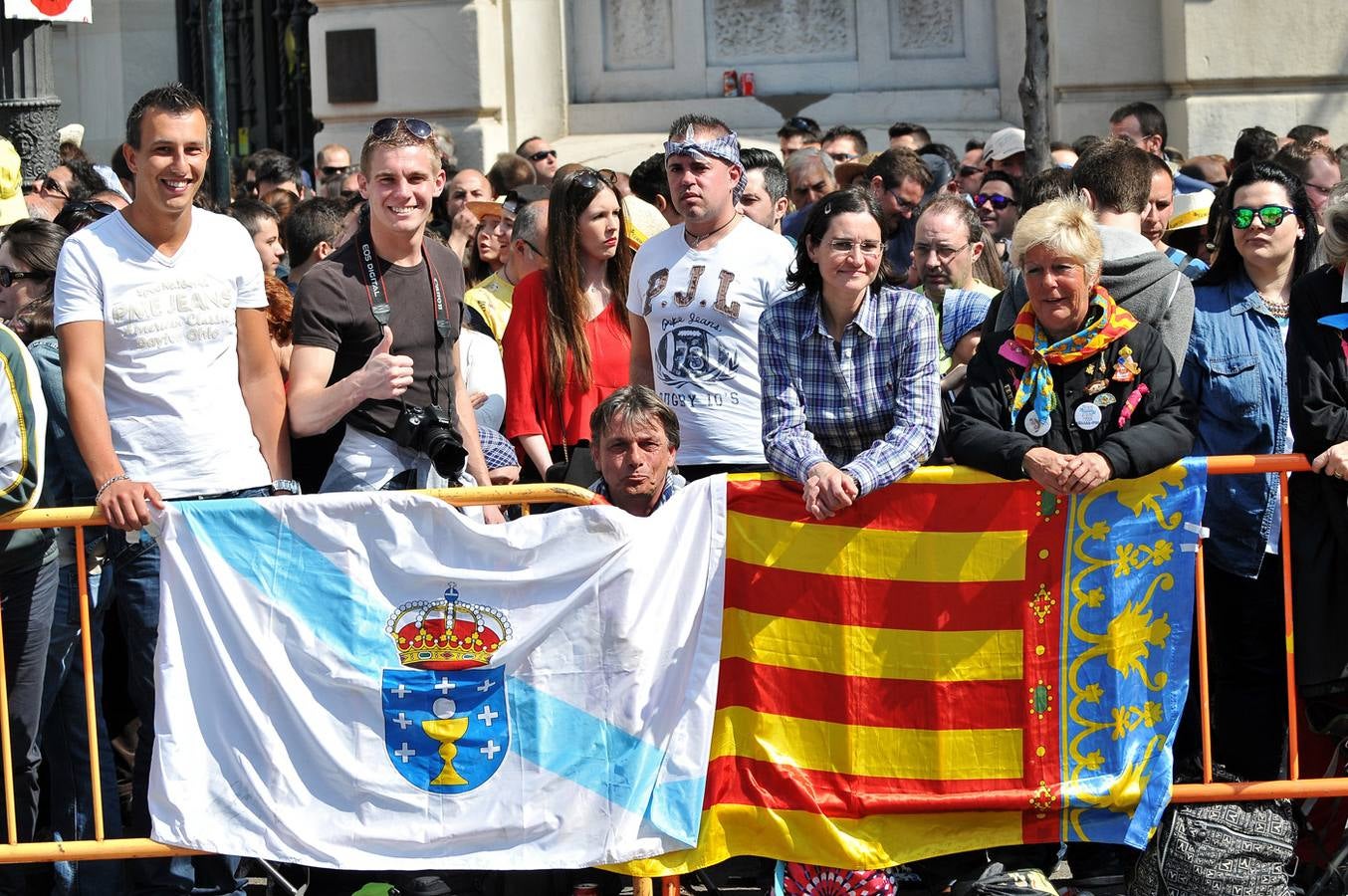 Fallas 2015: Búscate en la mascletà de hoy 17 de marzo (I)