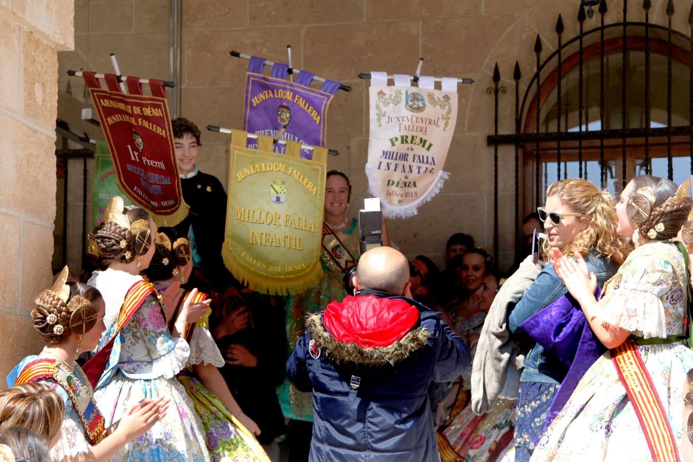 Premios Infantiles y Fallas de los colegios Paidos y Maristas de Dénia