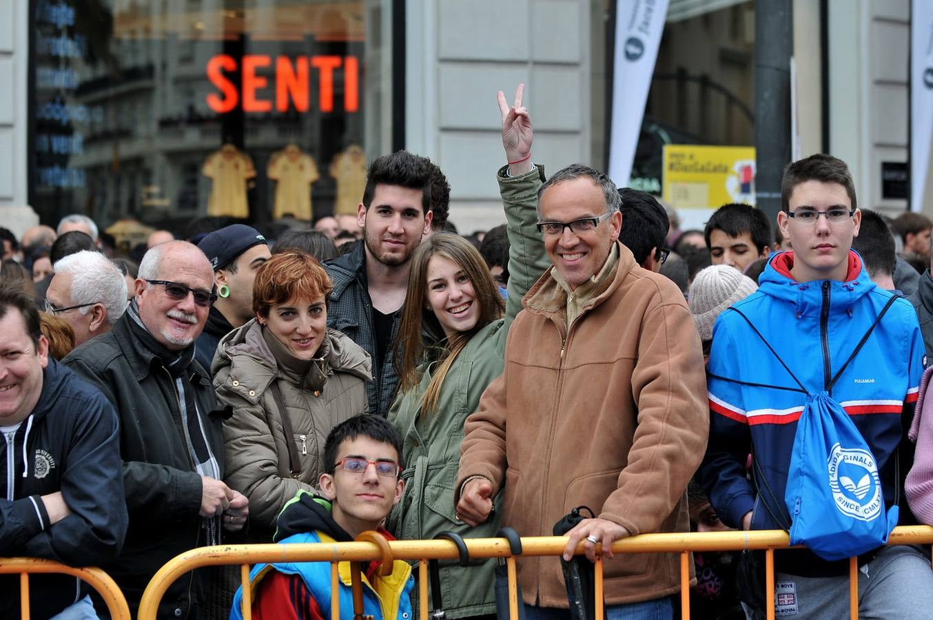 Fallas 2015: Búscate en la mascletà del 18 de marzo (I)