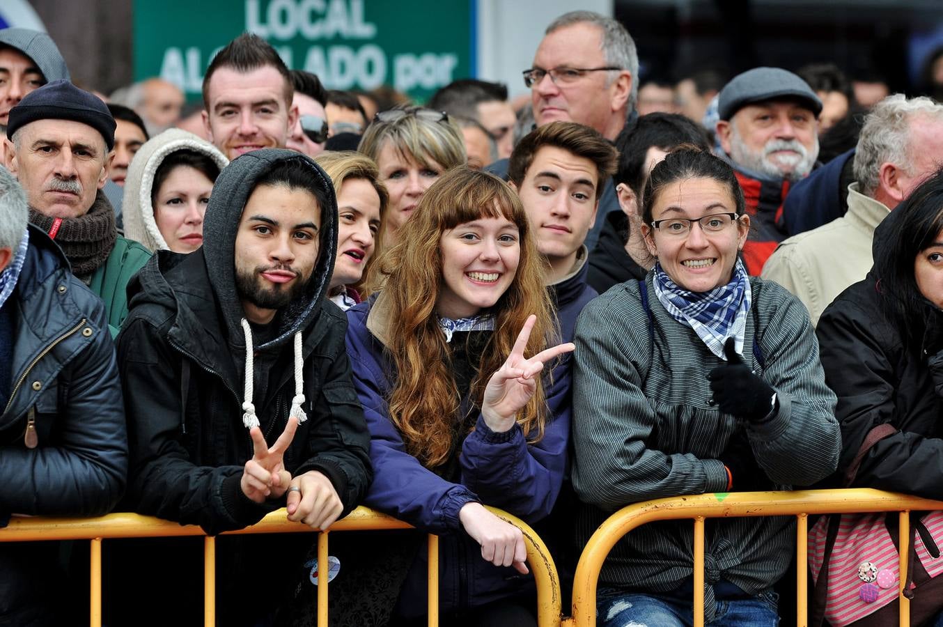 Fallas 2015: Búscate en la mascletà del 19 de marzo (II)