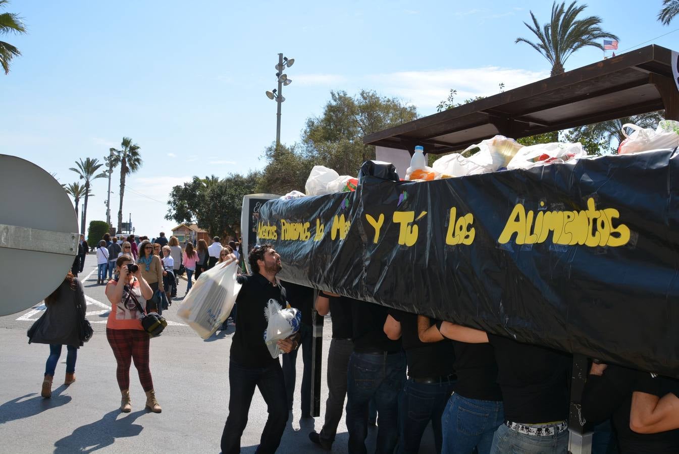 Torrevieja calienta motores con el Pregón de La Mata y el ensayo solidario de la Santa Cena