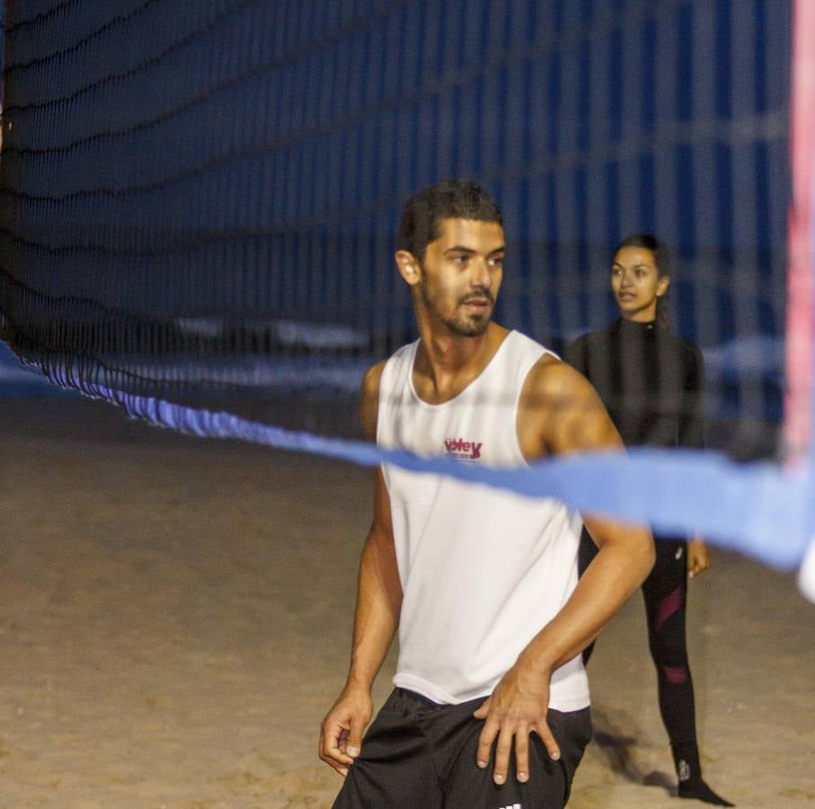 Nadia Campisi presenta un torneo de Voley Playa amateur