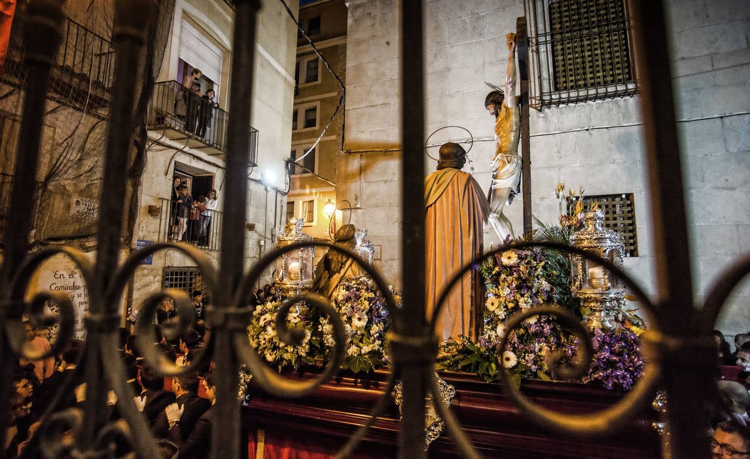 Cofradía Sacramental del Cristo del Divino Amor y Virgen de la Soledad