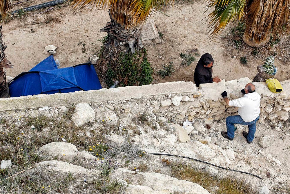 Hallan el cadáver de un hombre en el castillo de San Fernando en Alicante