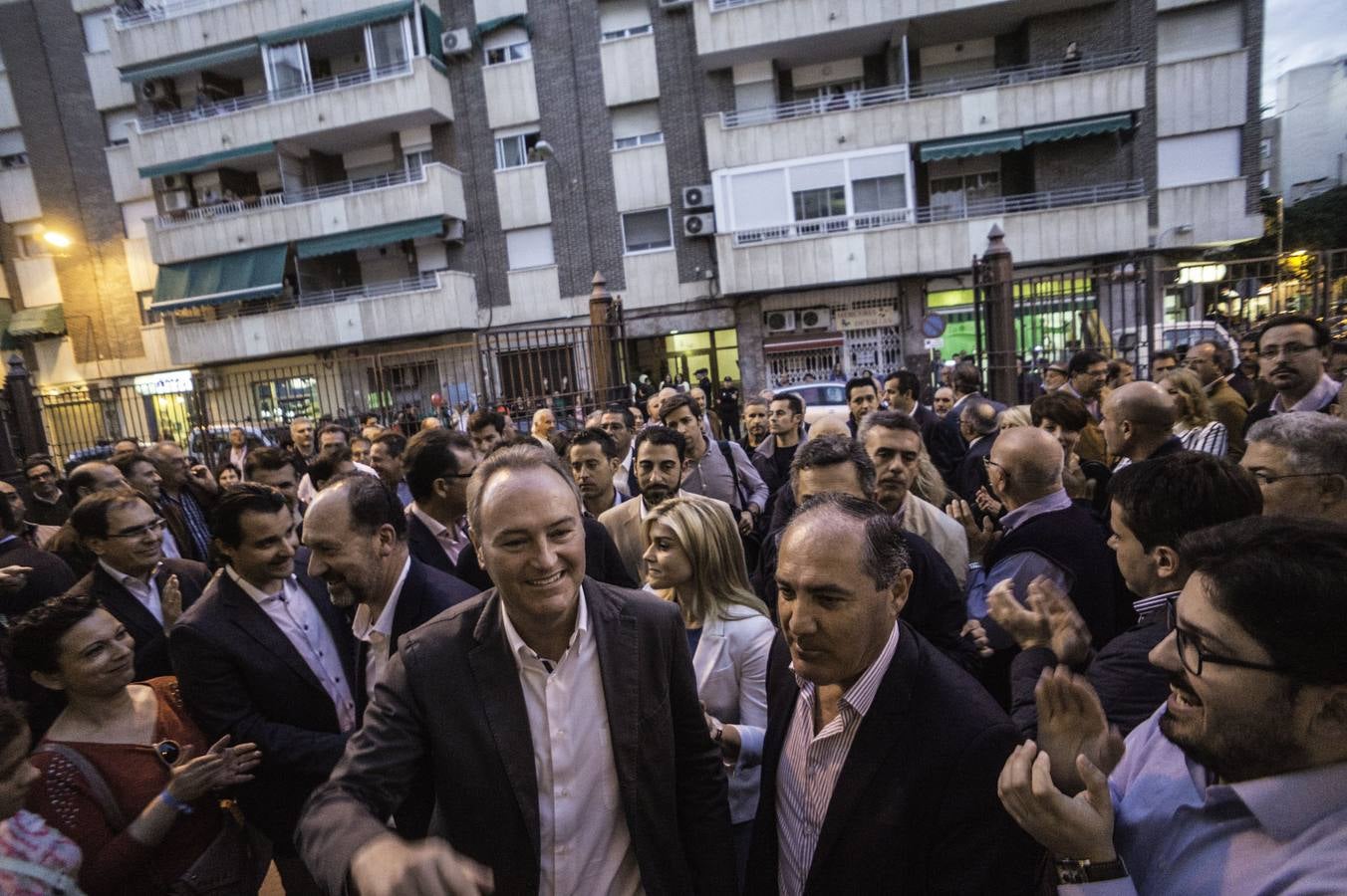 Bascuñana dibuja en su presentación la ciudad que el PP quiere y pide ayuda a Valencia para conseguirla