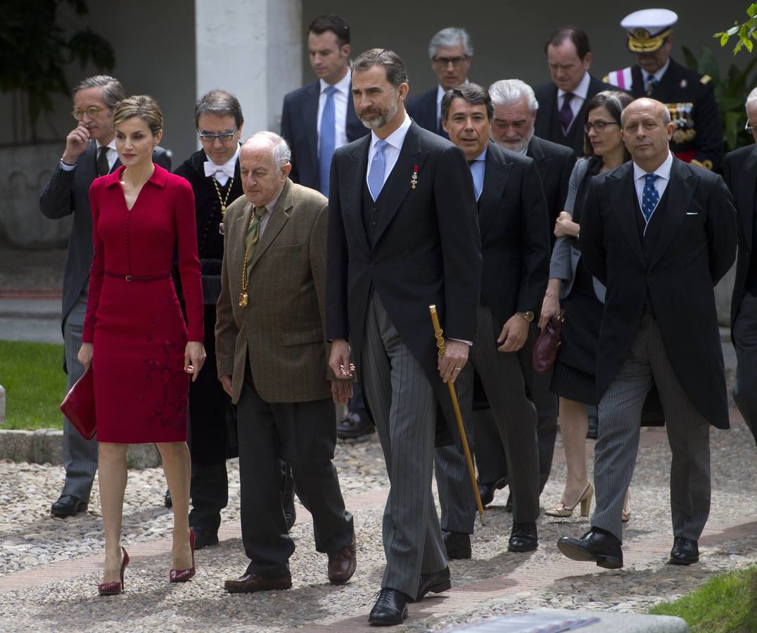 Los Reyes presiden la ceremonia de entrega del Cervantes 2014