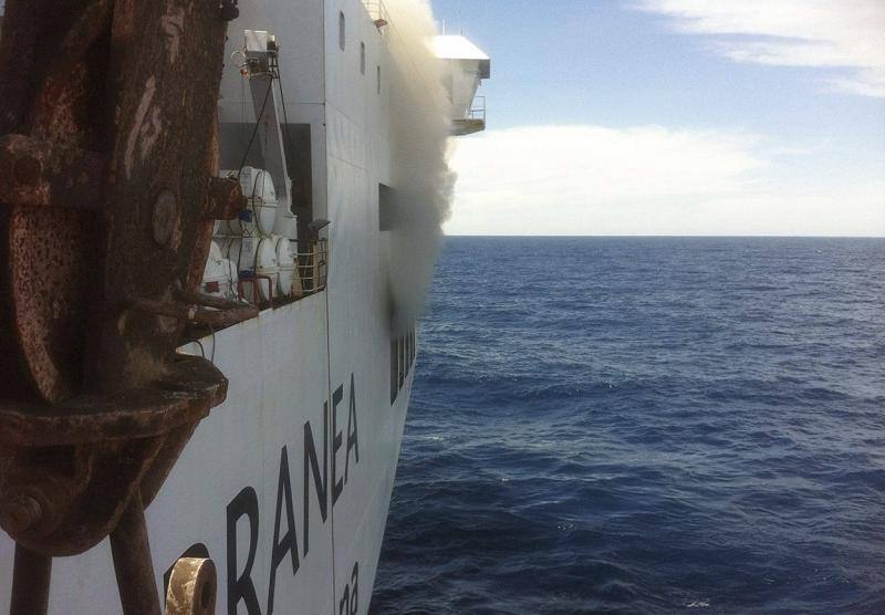 Evacuado un ferry por un incendio que hacía la ruta Palma-Valencia