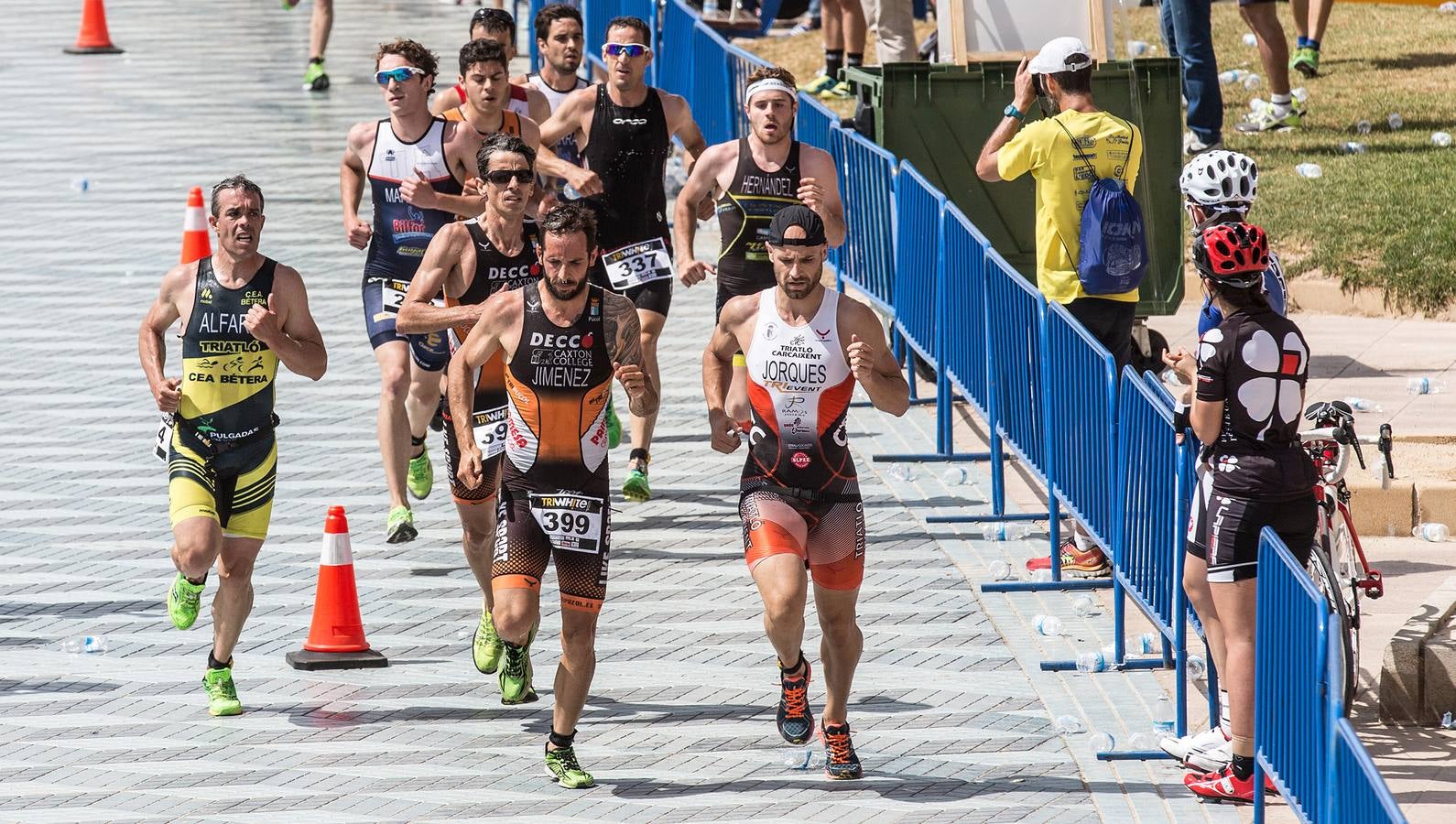 El Triatlón TriWhite llega a Alicante