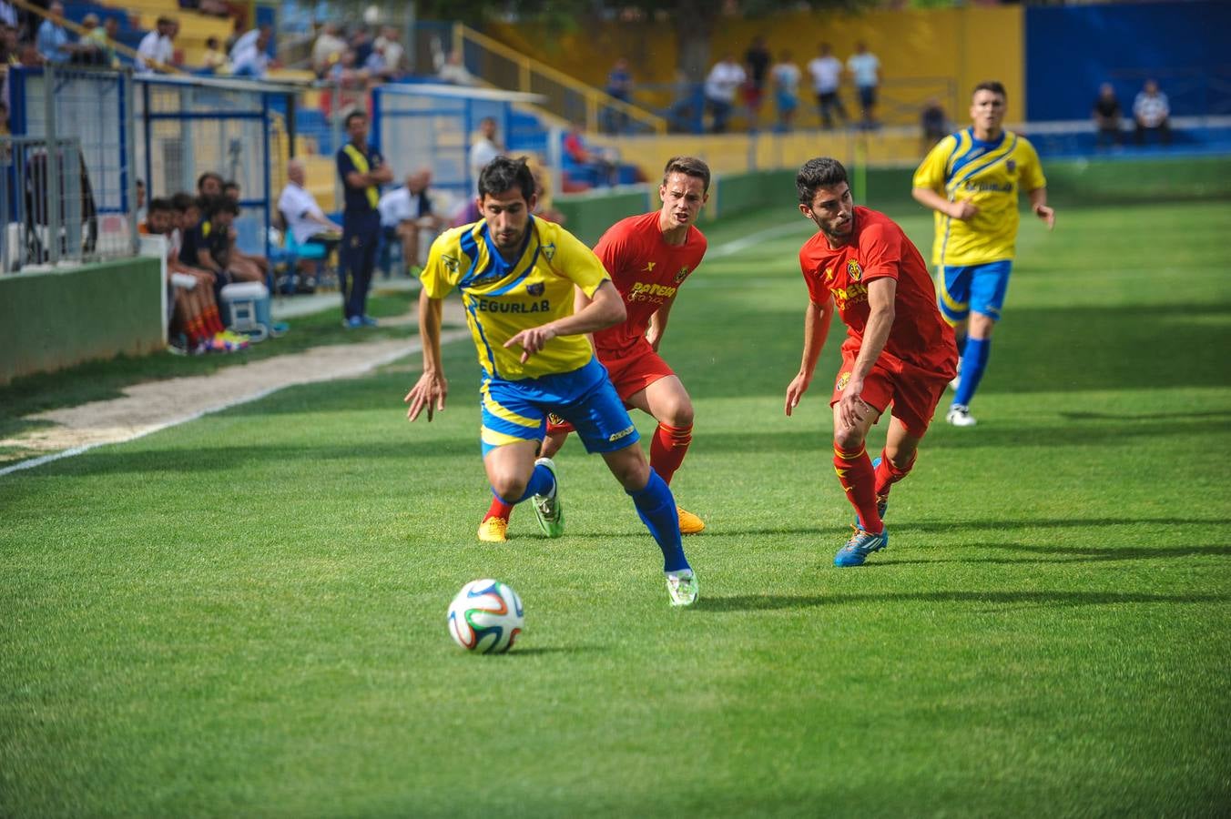 El Orihuela se enfrenta al Villareal C