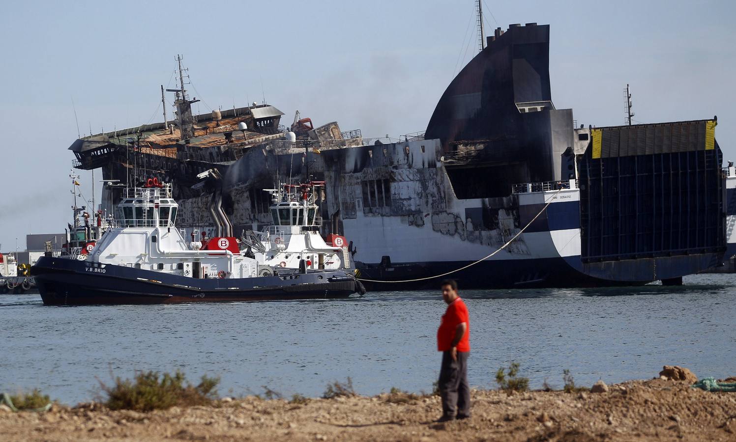 El Sorrento atraca en Sagunto