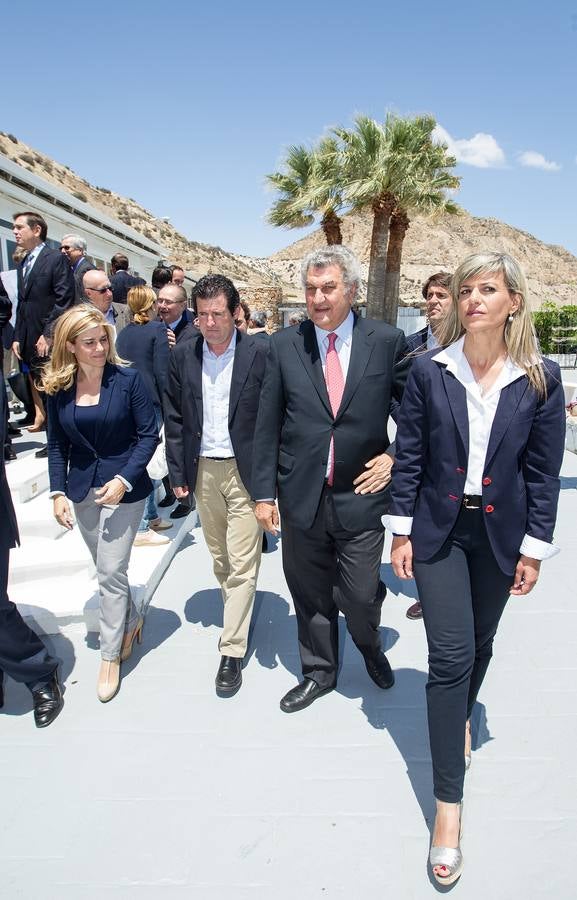 Jesús Posada, con los empresarios alicantinos