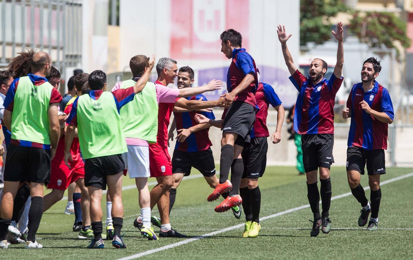 El Eldense se mantiene en Segunda B