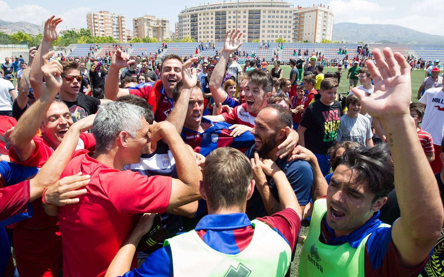 El Eldense se mantiene en Segunda B