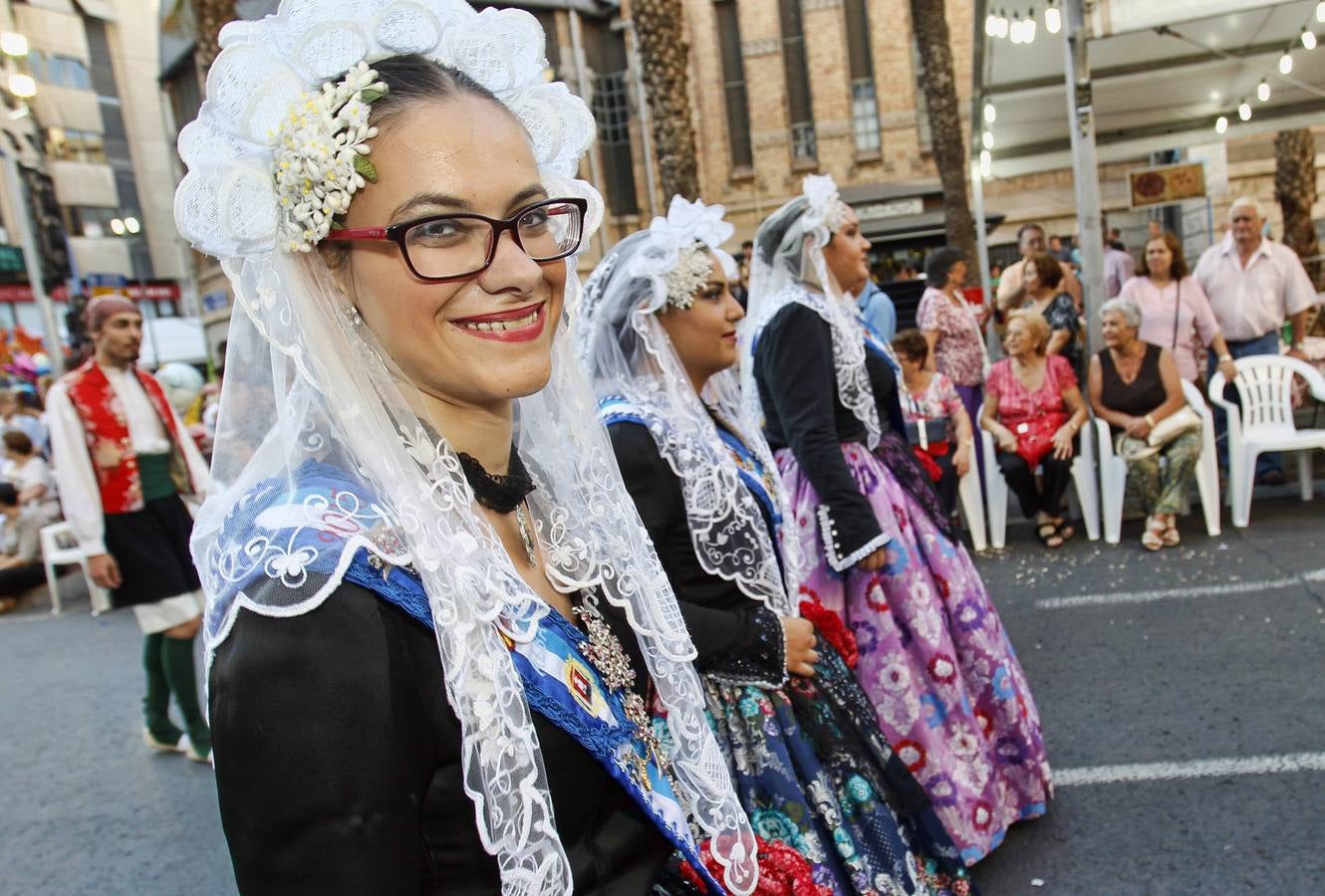 Primera jornada de la Ofrenda de Flores