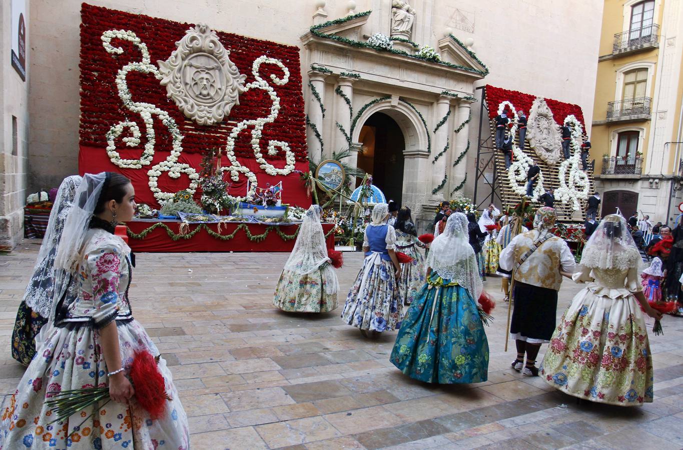 Segunda jornada de la ofrenda floral de Hogueras 2015