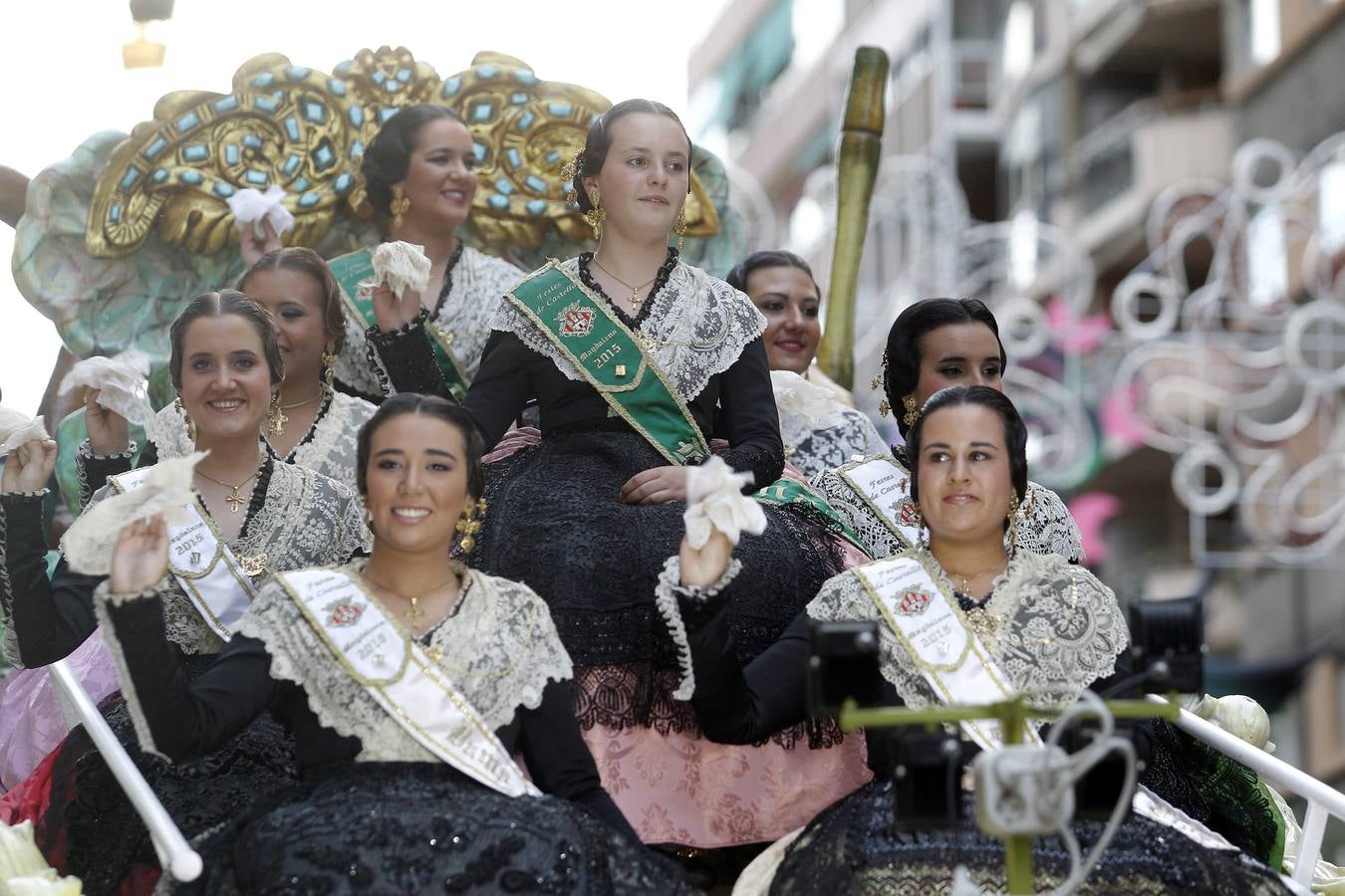 Desfile Folklórico internacional de Hogueras 2015