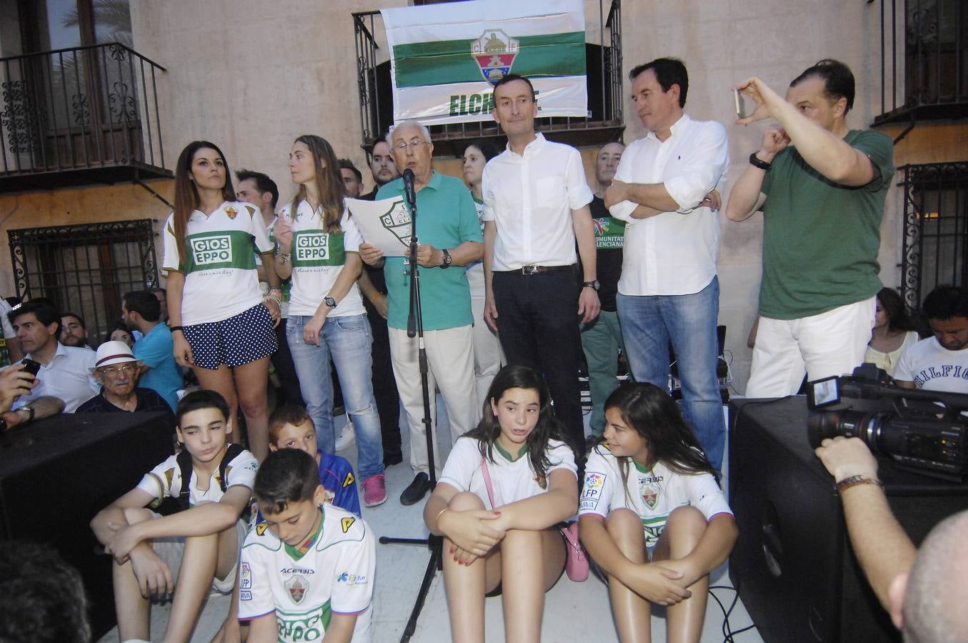 Manifestación por el descenso del Elche CF