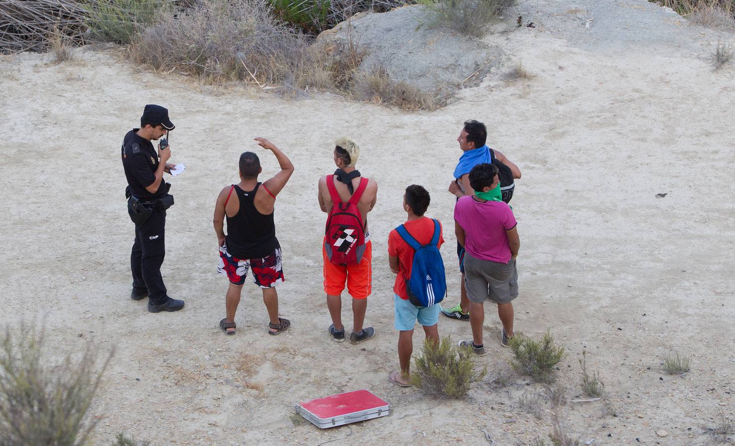 Hallan tres maletas con restos humanos descuartizados en las lagunas de Rabasa