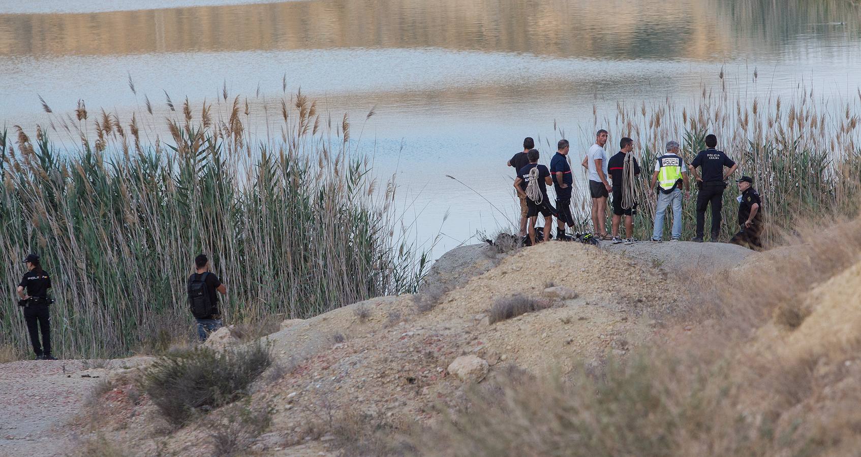 Hallan tres maletas con restos humanos descuartizados en las lagunas de Rabasa