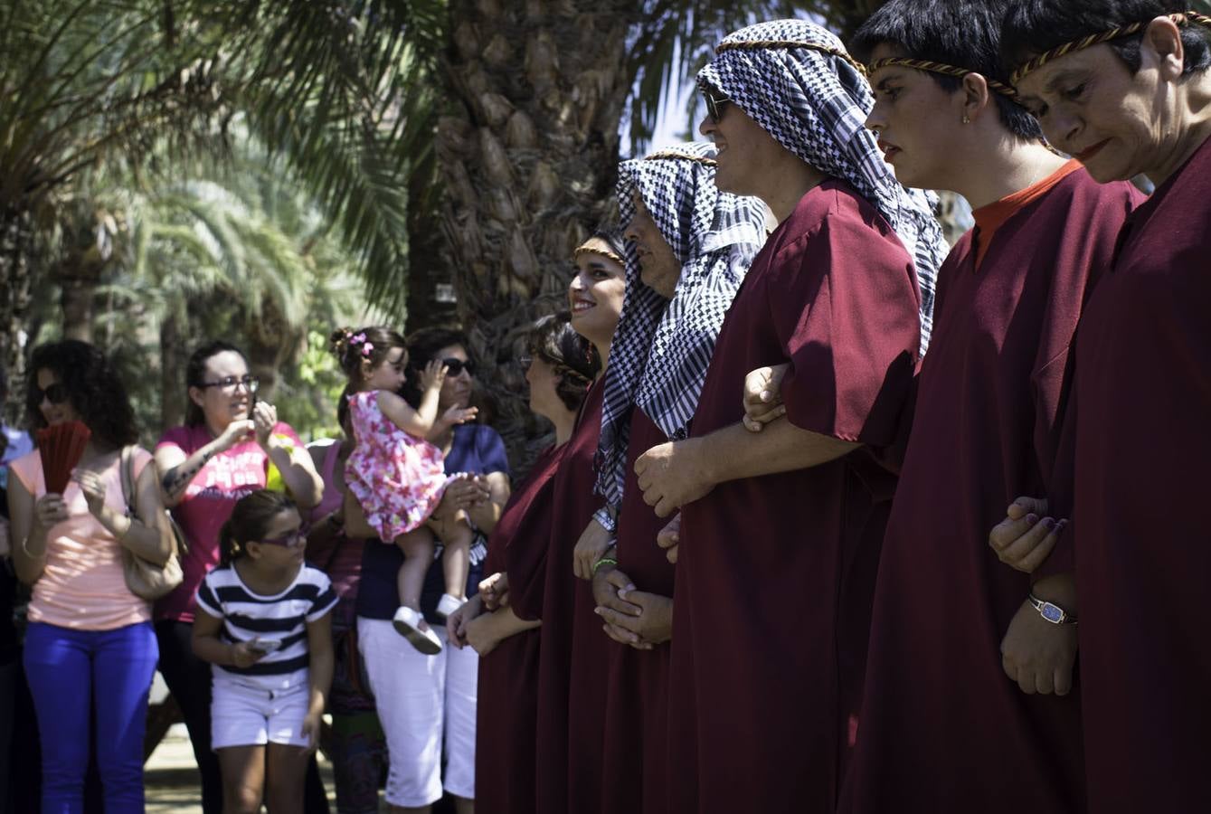 Desfile en el Centro Oriol