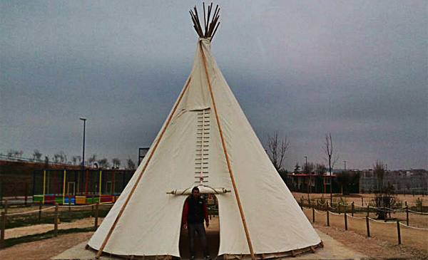 Glamping Tipiwakan (Cataluña). 