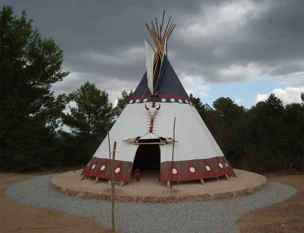 Glamping Tipiwakan (Cataluña). 