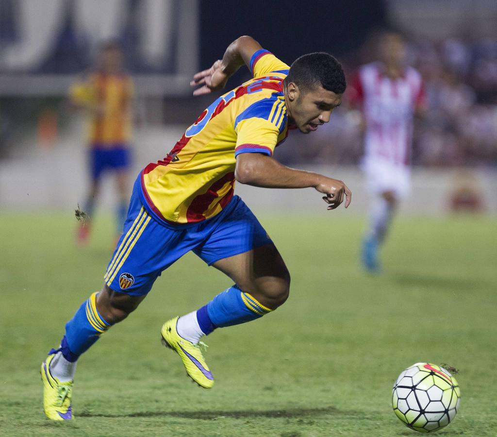 La victoria del Valencia en Alzira frente al PSV, en imágenes