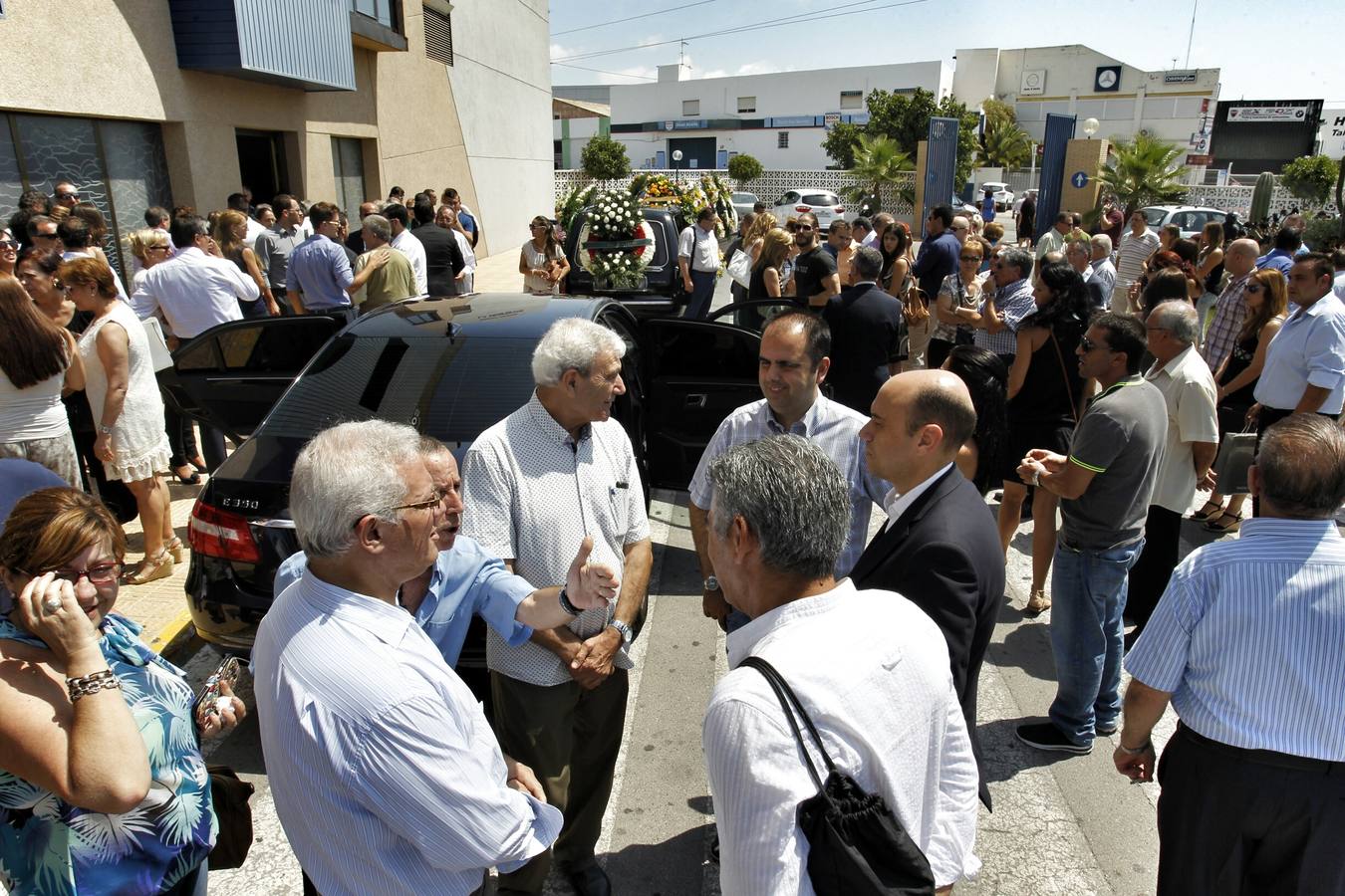 Multitudinario adiós al edil José Manuel Gosálbez