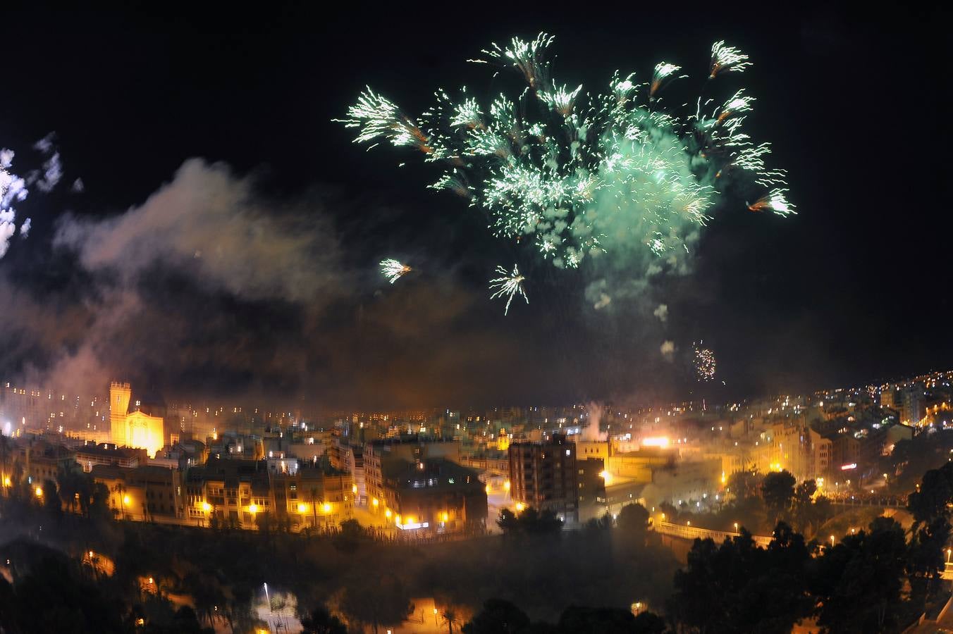 La Nit de l&#039;Albà ilumina Elche