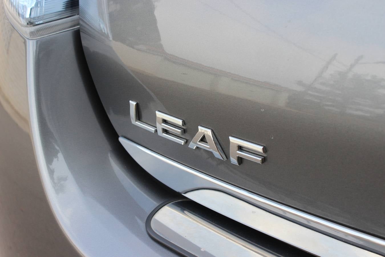 Prueba: Nissan Leaf, tan bueno como un compacto pero en eléctrico