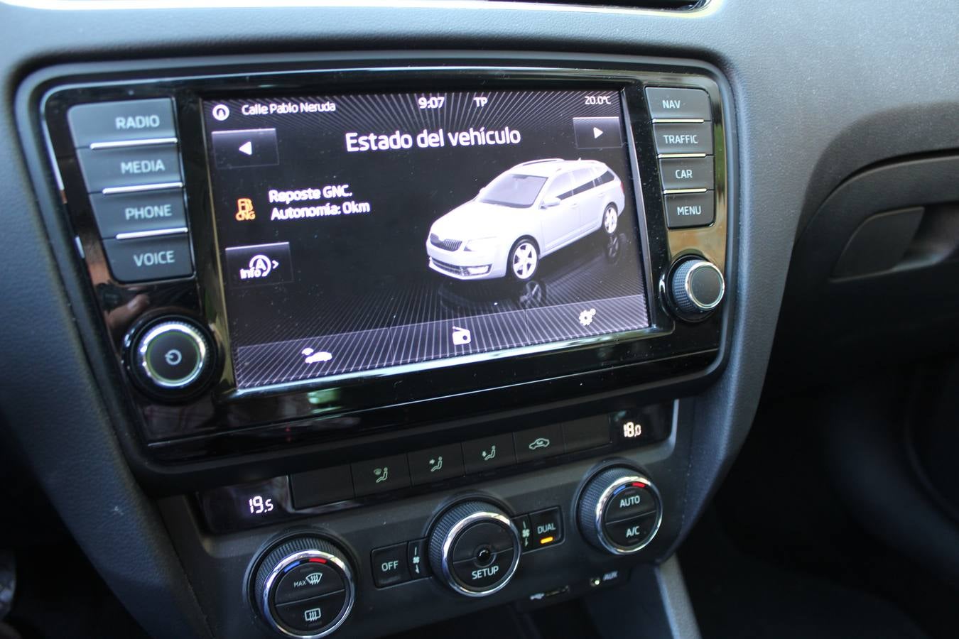 Prueba: Skoda Octavia Combi GNC, una manera de ahorrar con el gas natural