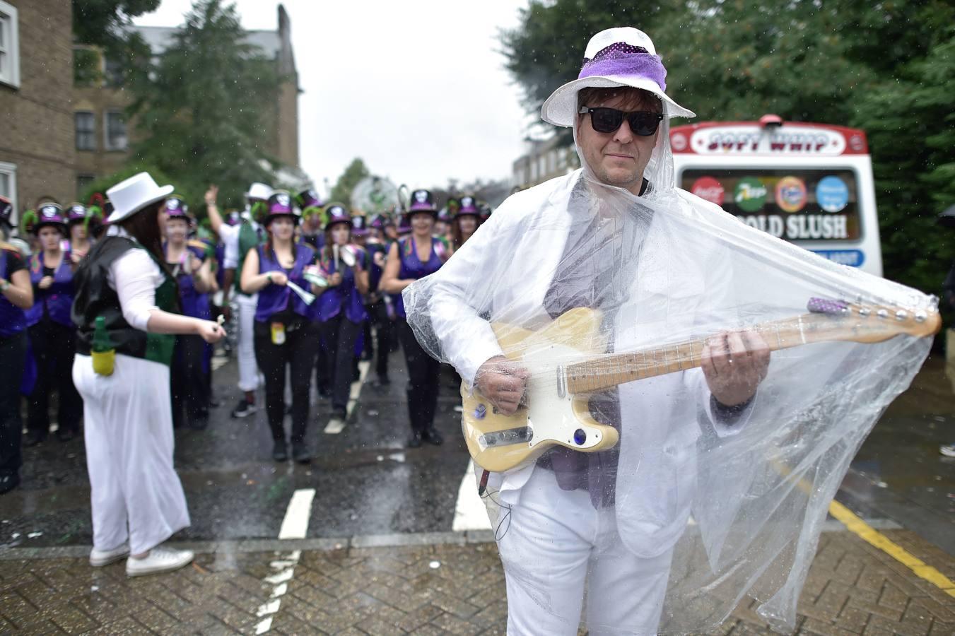 Las plumas y la purpurina toman Londres