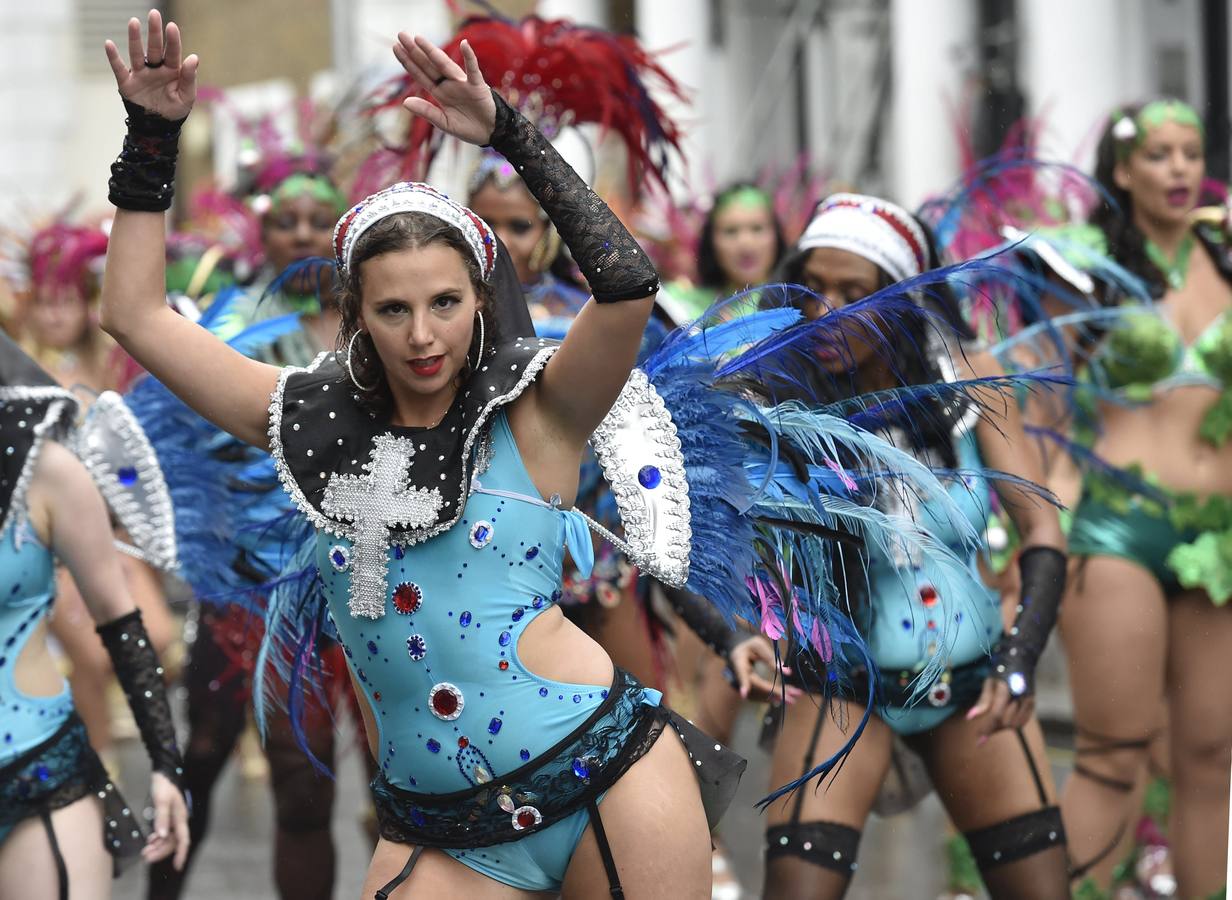 Las plumas y la purpurina toman Londres