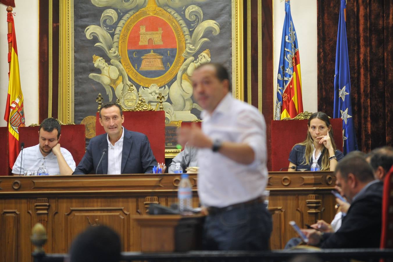 Pleno extraordinario del Ayuntamiento de Elche