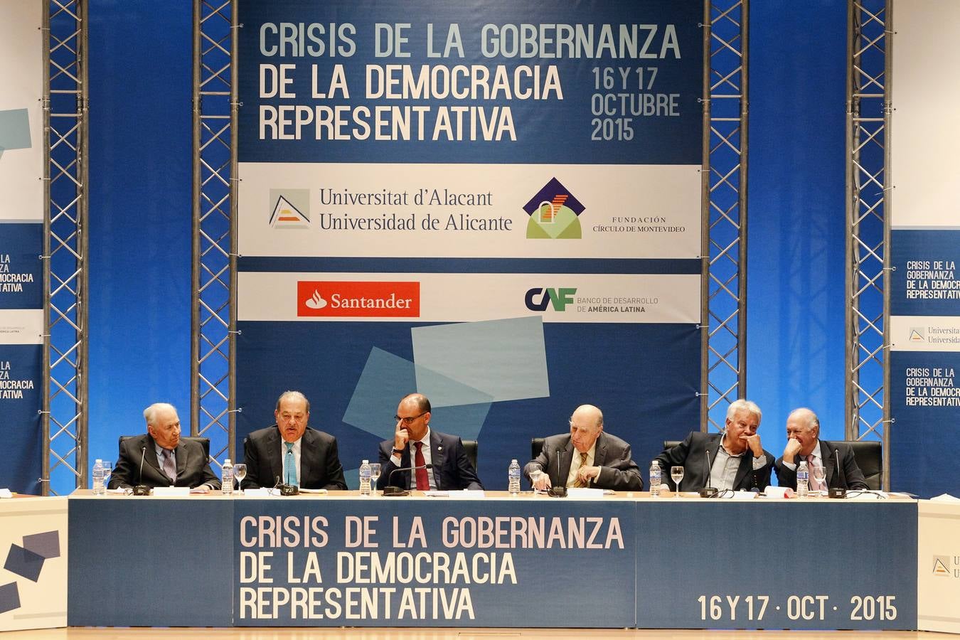 Carlos Slim defiende jornadas laborales de once horas durante tres días por semana