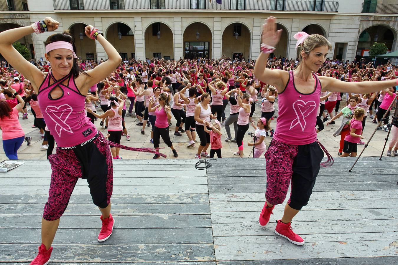 Unidas contra el Cáncer de Mama en Alicante