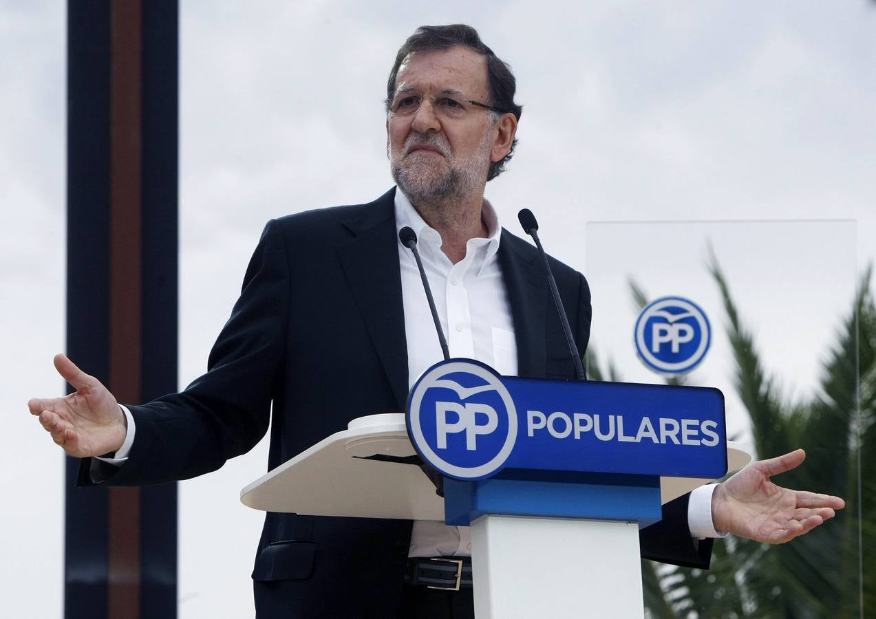 Mariano Rajoy clausura un acto en Finestrat y pasea por Calpe